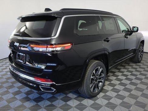 New 2025 Jeep Grand Cherokee L Overland image 4