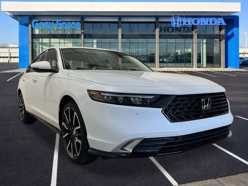 New 2026 Honda Accord Touring image 9
