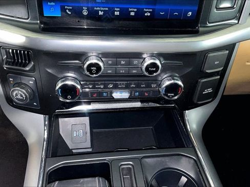 Used 2021 Ford F150 Lariat w/ FX4 Off-Road Package AWD/4WD image 30