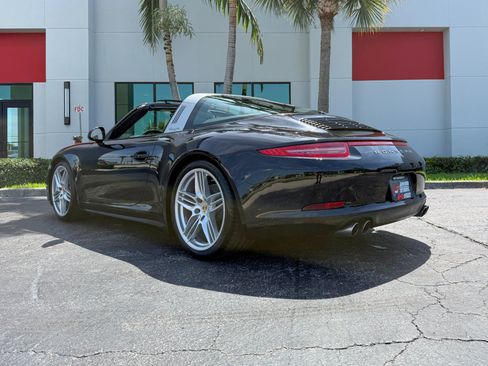 Used 2016 Porsche 911 Targa 4S AWD/4WD image 17