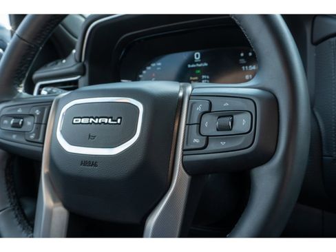 Used 2024 GMC Yukon Denali image 26