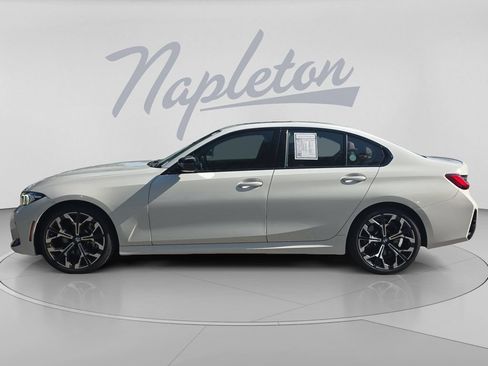 Used 2025 BMW 330i Sedan w/ M Sport Package RWD image 4