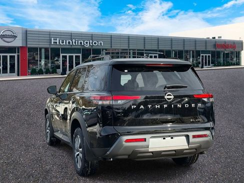 New 2026 Nissan Pathfinder SL AWD/4WD image 4