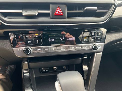 Certified 2024 Kia Seltos S FWD image 55