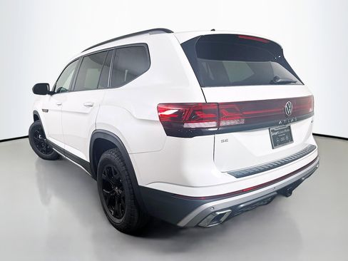 New 2026 Volkswagen Atlas Peak Edition AWD/4WD image 5