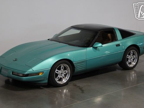 Used 1991 Chevrolet Corvette image 13