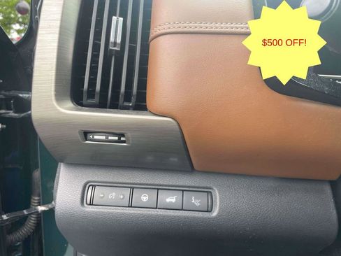 Used 2022 Nissan Pathfinder Platinum w/ Cargo Package AWD/4WD image 21