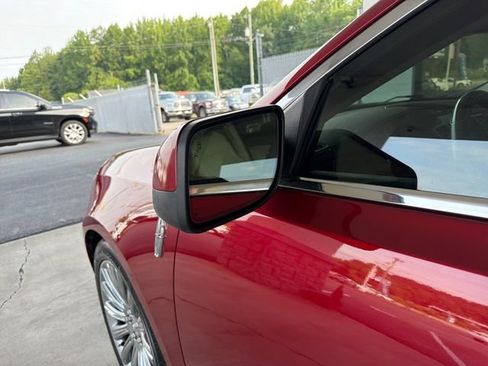 Used 2015 Lincoln MKS w/ Equipment Group 101A FWD image 31