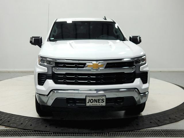 Used 2025 Chevrolet Silverado 1500 LT w/ Texas Edition Plus RWD image 3