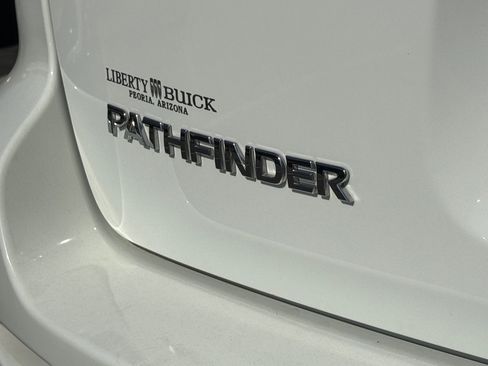 Used 2020 Nissan Pathfinder S AWD/4WD image 33