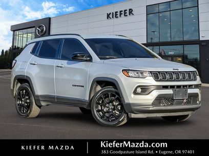 Used 2025 Jeep Compass Latitude w/ Altitude Special Edition