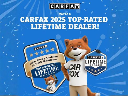 Used 2023 Toyota Sienna Platinum image 2