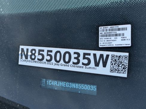 Used 2022 Jeep Grand Cherokee Summit w/ Adv Protech Group IV image 37