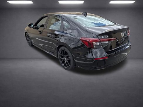 Used 2025 Honda Civic Sport image 12