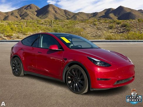 Used 2022 Tesla Model Y Performance image 5