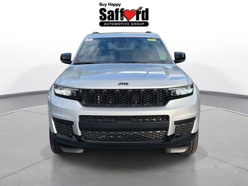 New 2025 Jeep Grand Cherokee L Altitude AWD/4WD image 9