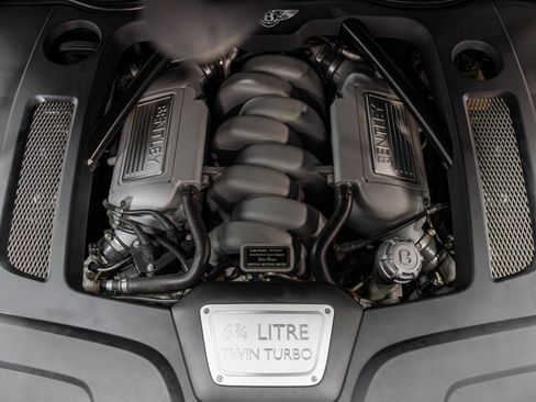 Used 2016 Bentley Mulsanne Speed image 26