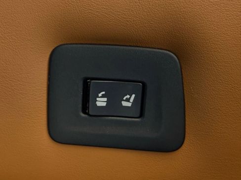 Used 2022 Lexus RX 350 FWD w/ Luxury Package image 43