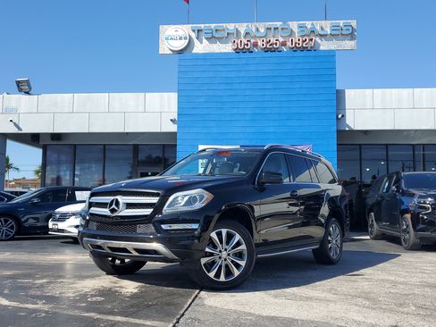 Used 2016 Mercedes-Benz GL 450 4MATIC w/ Premium I Package image 2