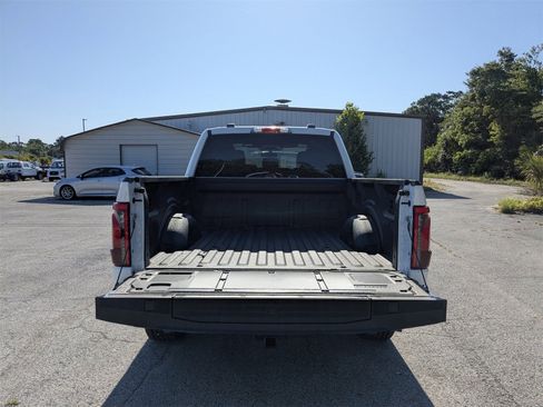 New 2025 Ford F150 XLT w/ Equipment Group 301A Standard image 45