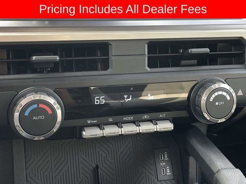 Used 2025 Toyota Tacoma TRD Off-Road AWD/4WD image 28