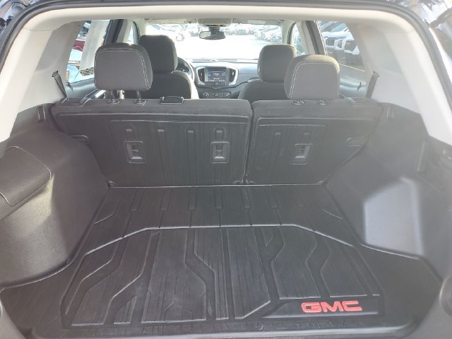 Used 2022 GMC Terrain SLE w/ Driver Convenience Package FWD image 7