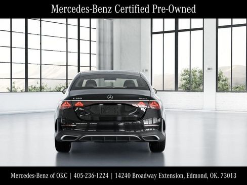 Used 2025 Mercedes-Benz E 350 4MATIC Sedan image 26