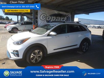 Used 2022 Kia Niro EX