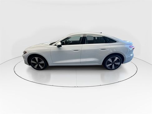 New 2025 Audi A5 2.0T Prestige image 5