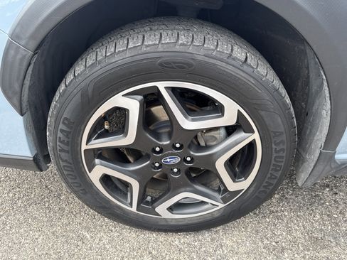 Used 2019 Subaru Crosstrek 2.0i Limited w/ Popular Package #4 image 9