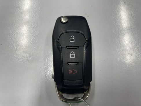 Used 2024 Ford Maverick XLT FWD image 17