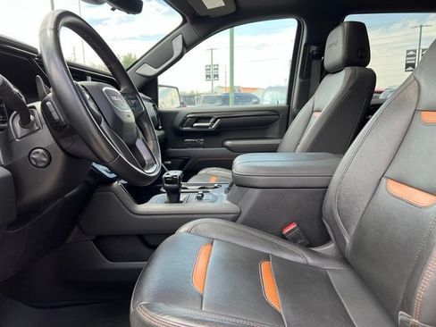Used 2024 GMC Sierra 1500 AT4 w/ Technology Package AWD/4WD image 16