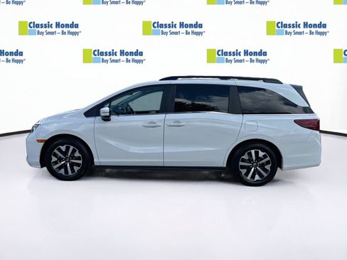 Certified 2026 Honda Odyssey EX-L image 4