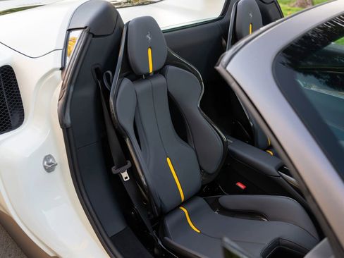 Used 2023 Ferrari 296 GTS RWD image 23