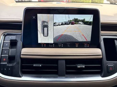 Used 2024 Chevrolet Tahoe Premier w/ Advanced Technology Package RWD image 25