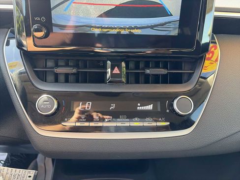 Used 2024 Toyota Corolla LE image 16