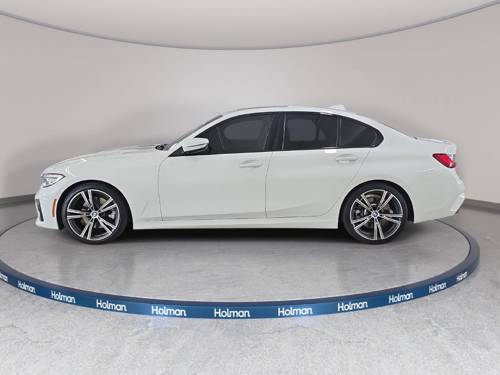 Certified 2020 BMW 330i Sedan w/ M Sport Package RWD image 9