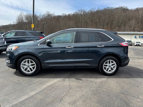 Used 2022 Ford Edge SEL w/ Convenience Package AWD/4WD image 4