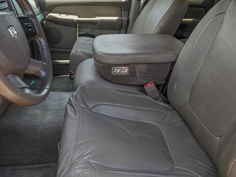 Used 2005 Dodge Ram 1500 Truck SLT image 22