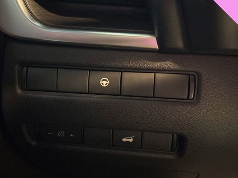 Used 2021 Nissan Rogue SL w/ Premium Package image 8