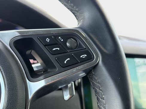 Used 2019 Porsche Cayenne S AWD/4WD image 48