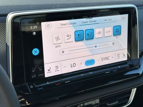 New 2026 Volkswagen Atlas Cross Sport SEL Premium R-Line image 28