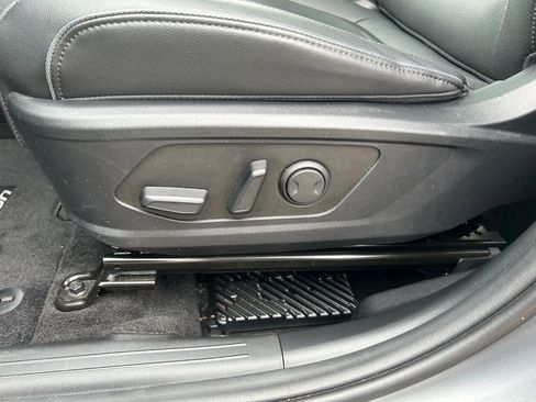 Used 2025 Hyundai Tucson Limited image 22