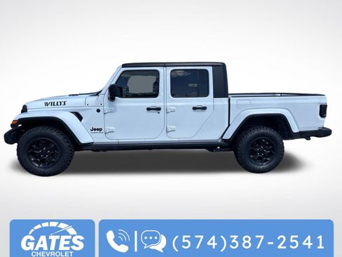 Used 2023 Jeep Gladiator Sport AWD/4WD image 7