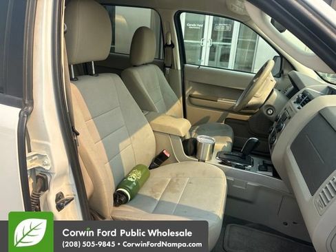 Used 2011 Ford Escape 4WD Hybrid image 12