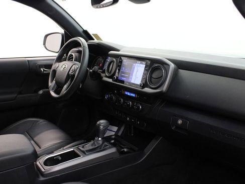 Used 2023 Toyota Tacoma TRD Off-Road w/ TRD Premium Off Road Package AWD/4WD image 26