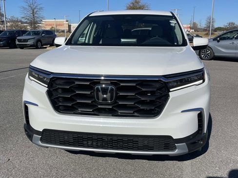 New 2025 Honda Pilot EX-L image 7