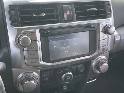 Used 2018 Toyota 4Runner SR5 image 6