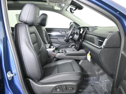 Used 2026 GMC Terrain Denali w/ LPO, Floor Liner Package AWD/4WD image 13