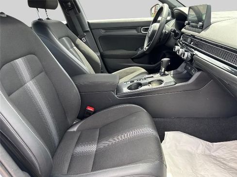 Used 2023 Honda Civic Sport image 24